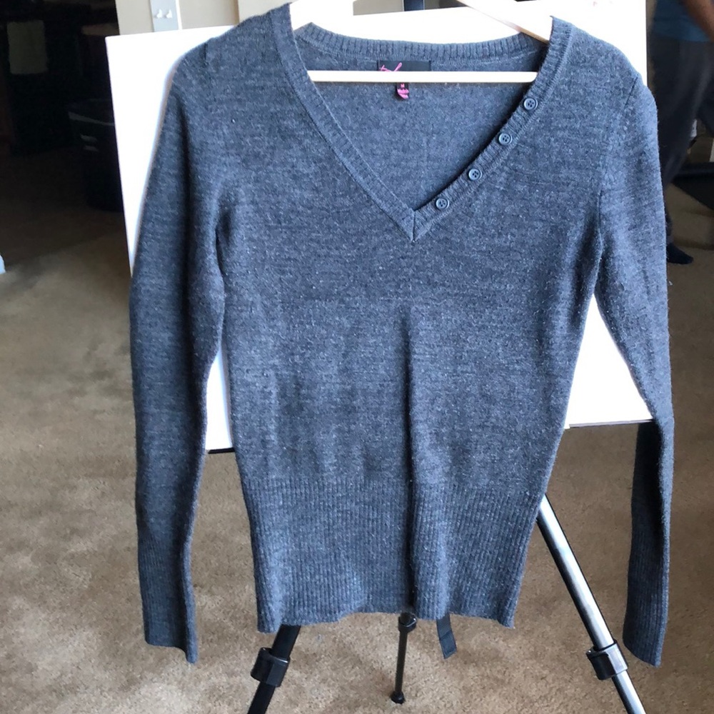 Long sleeve super warm and cute sweater size medium